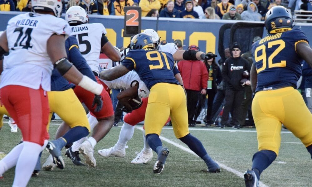 WVU Football Sean Martin against Cincinnati