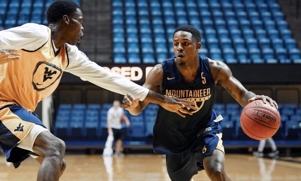 TMZ reports former WVU player Brandon Knapper in fight as ref