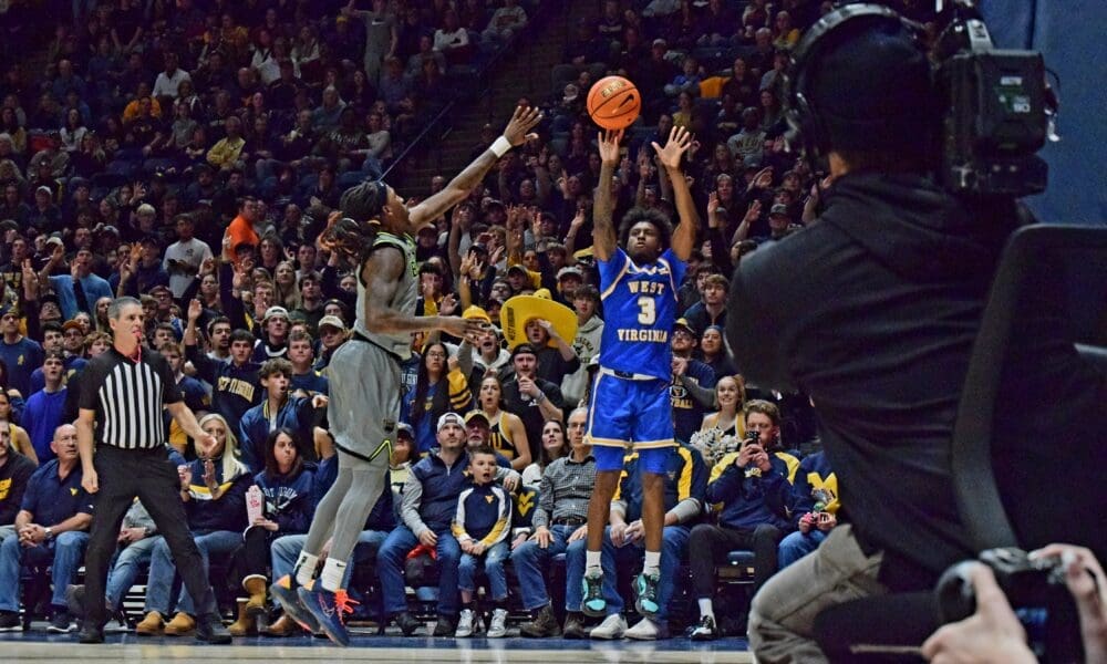 WVU Basketball Honor Huff versus Baylor