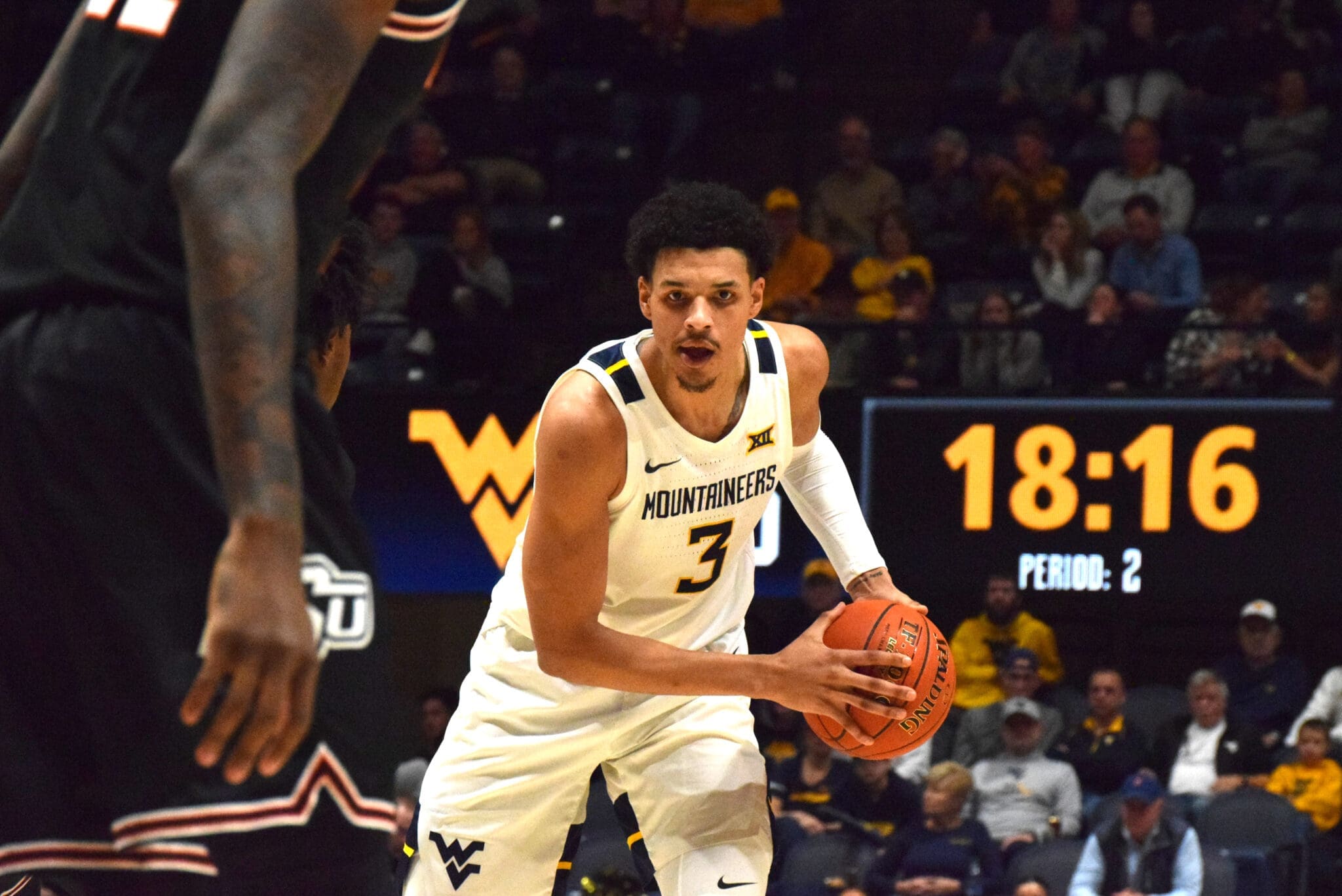WVU Basketball Tre Mitchell
