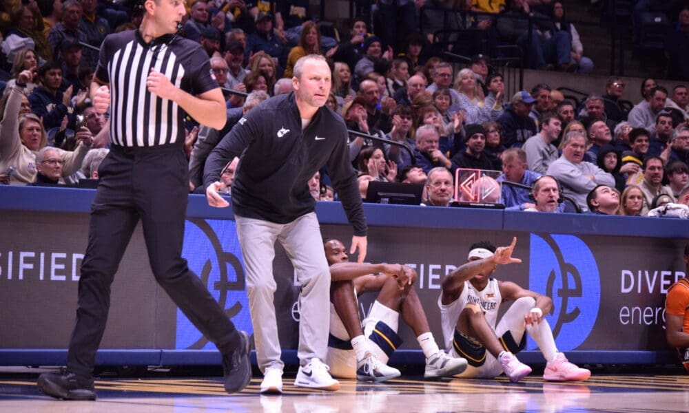 WVU Basketball HC Darian DeVries