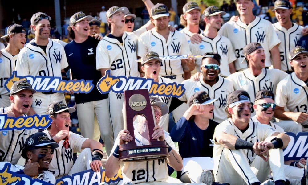 WVU Baseball Super Regional champs team picture