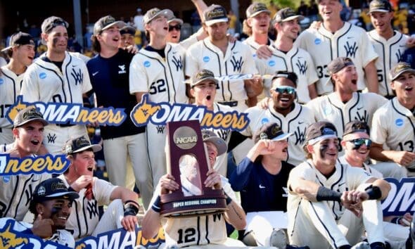 WVU Baseball Super Regional champs team picture