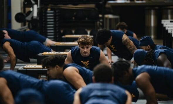 WVU Football TE Kade Bush doing push ups