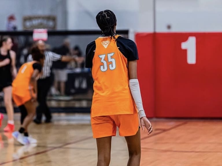 WVU Women's Basketball lands in top 10 for talented Class of 2025 forward Logyn Greer