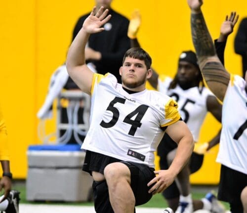 Steelers center Zach Frazier