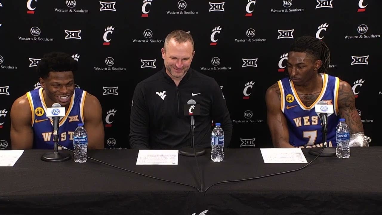 WVU Basketball Darian DeVries, Javon Small and Joseph Yesufu