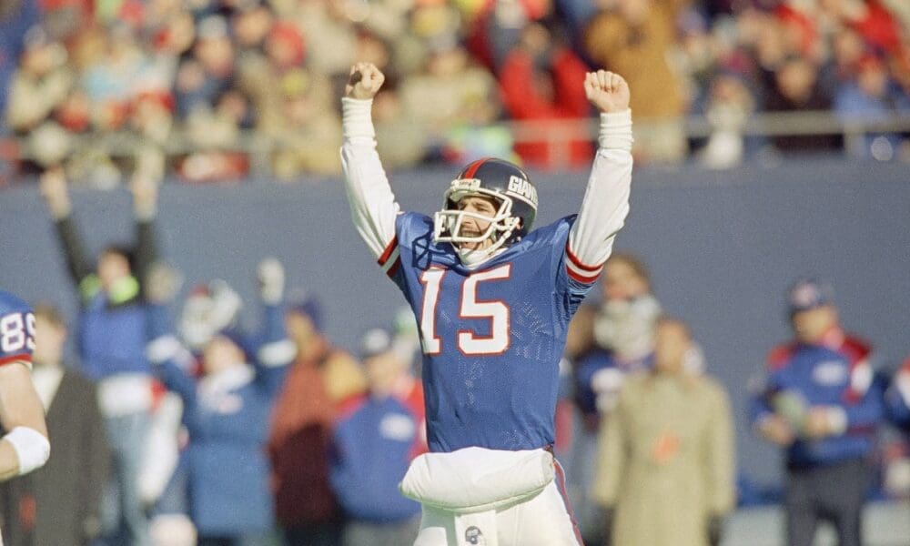 Jeff Hostetler wins Super Bowl with Giants