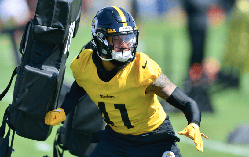 Kenny Robinson with Steelers