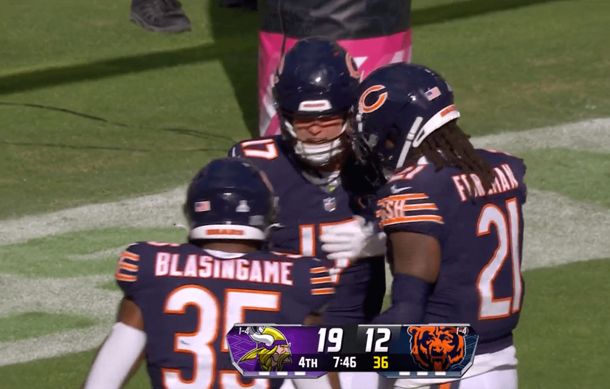 Tyson Bagent scores TD