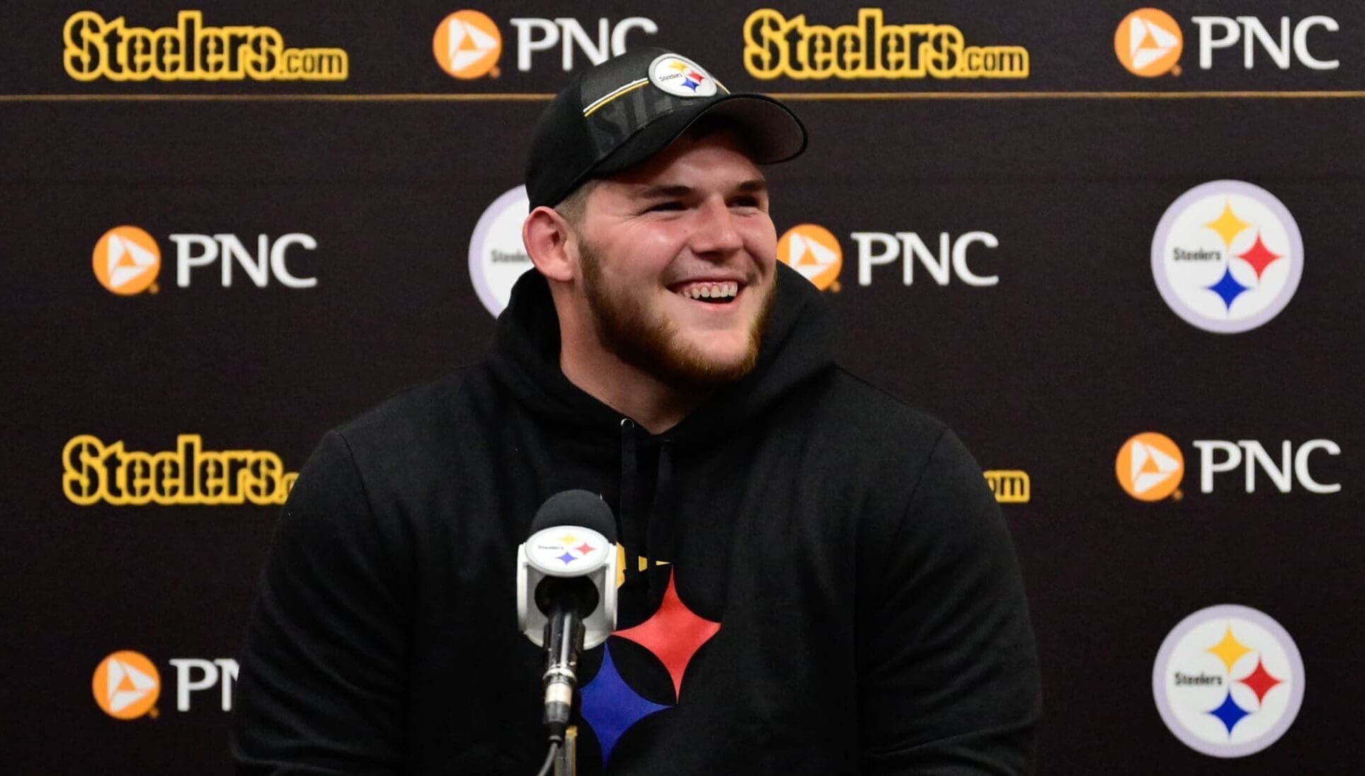 Zach Frazier with Steelers