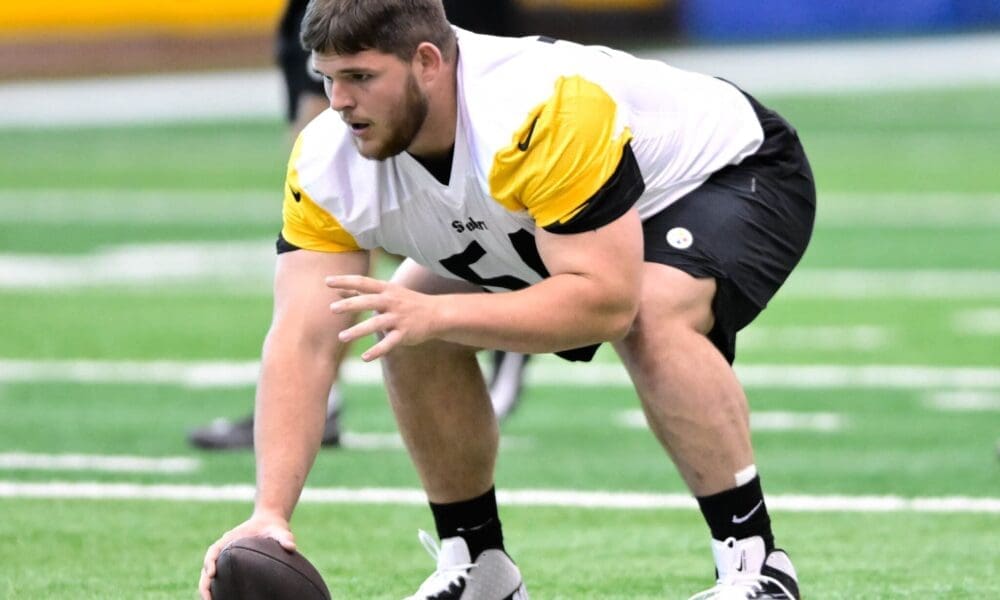 Zach Frazier with Steelers at practice