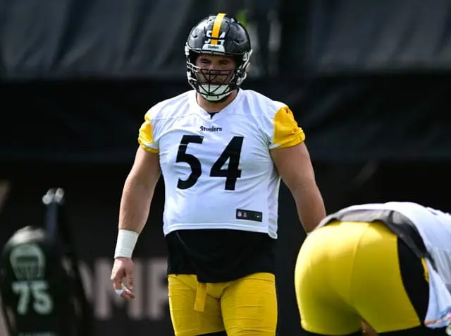 Zach Frazier with Steelers