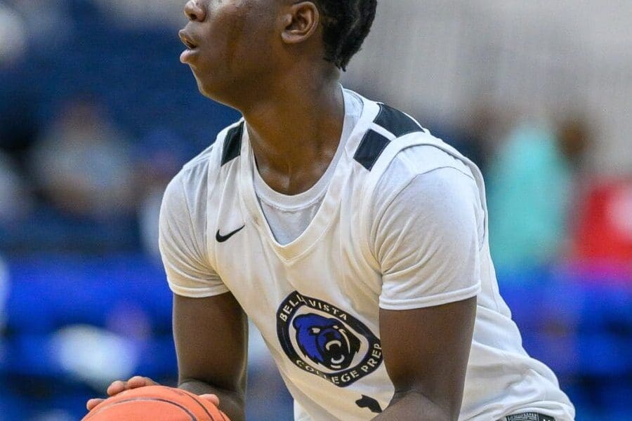 WVU Basketball recruit Miles Sadler competes in the Chipotle Nationals.